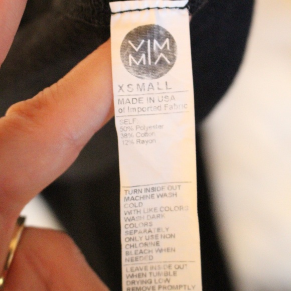 Vimmia, black open back long sleeve shirt - Picture 6 of 6